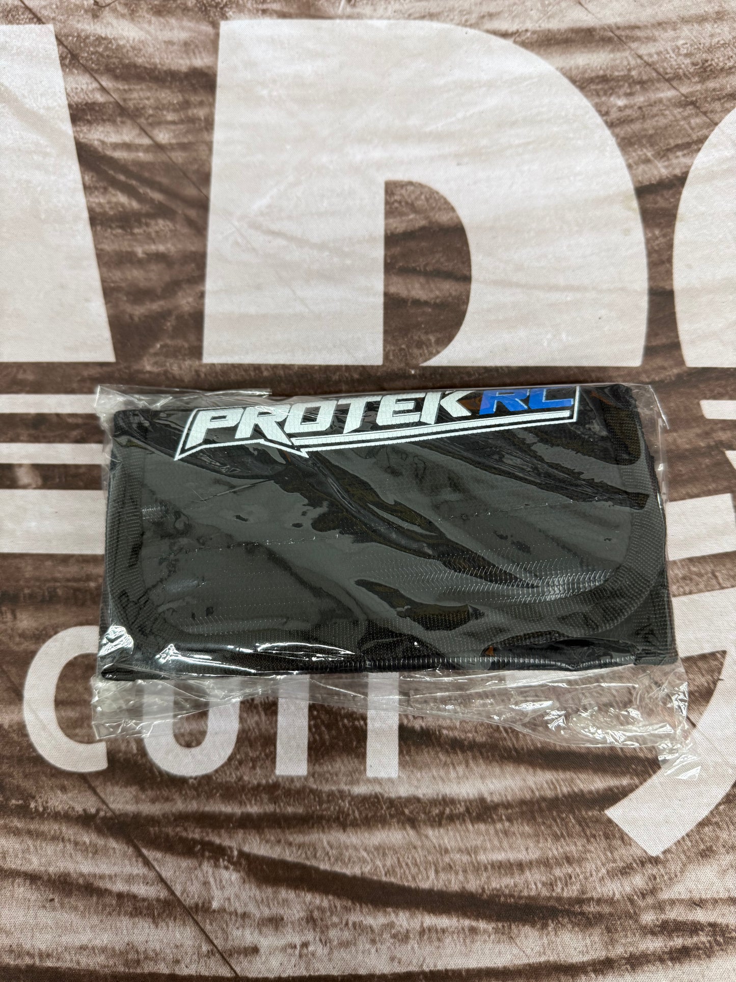 ProTek RC "Flak Jacket" Flame Resistant LiPo Polymer Charging Bag (16x6.5x7cm)